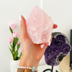 Rose quartz konica